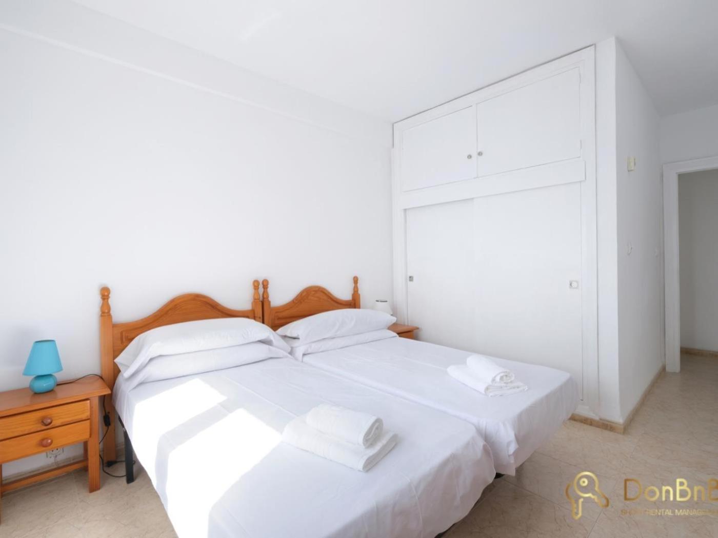 Apartamento Con Piscina En La Primera Linea De Playa De フエンヒロラ 部屋 写真