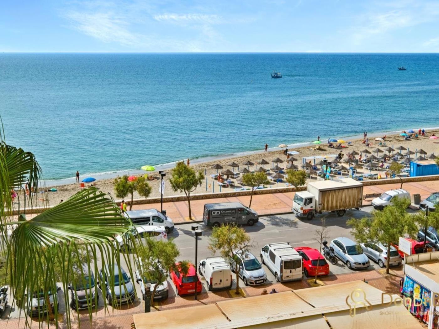 Apartamento Con Piscina En La Primera Linea De Playa De フエンヒロラ 部屋 写真