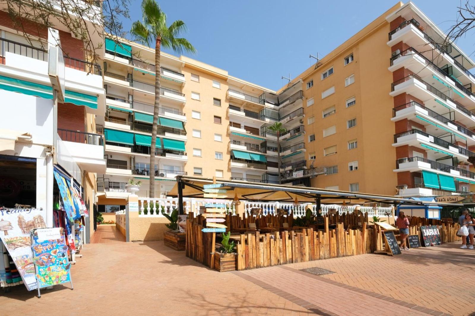 Apartamento Con Piscina En La Primera Linea De Playa De フエンヒロラ エクステリア 写真