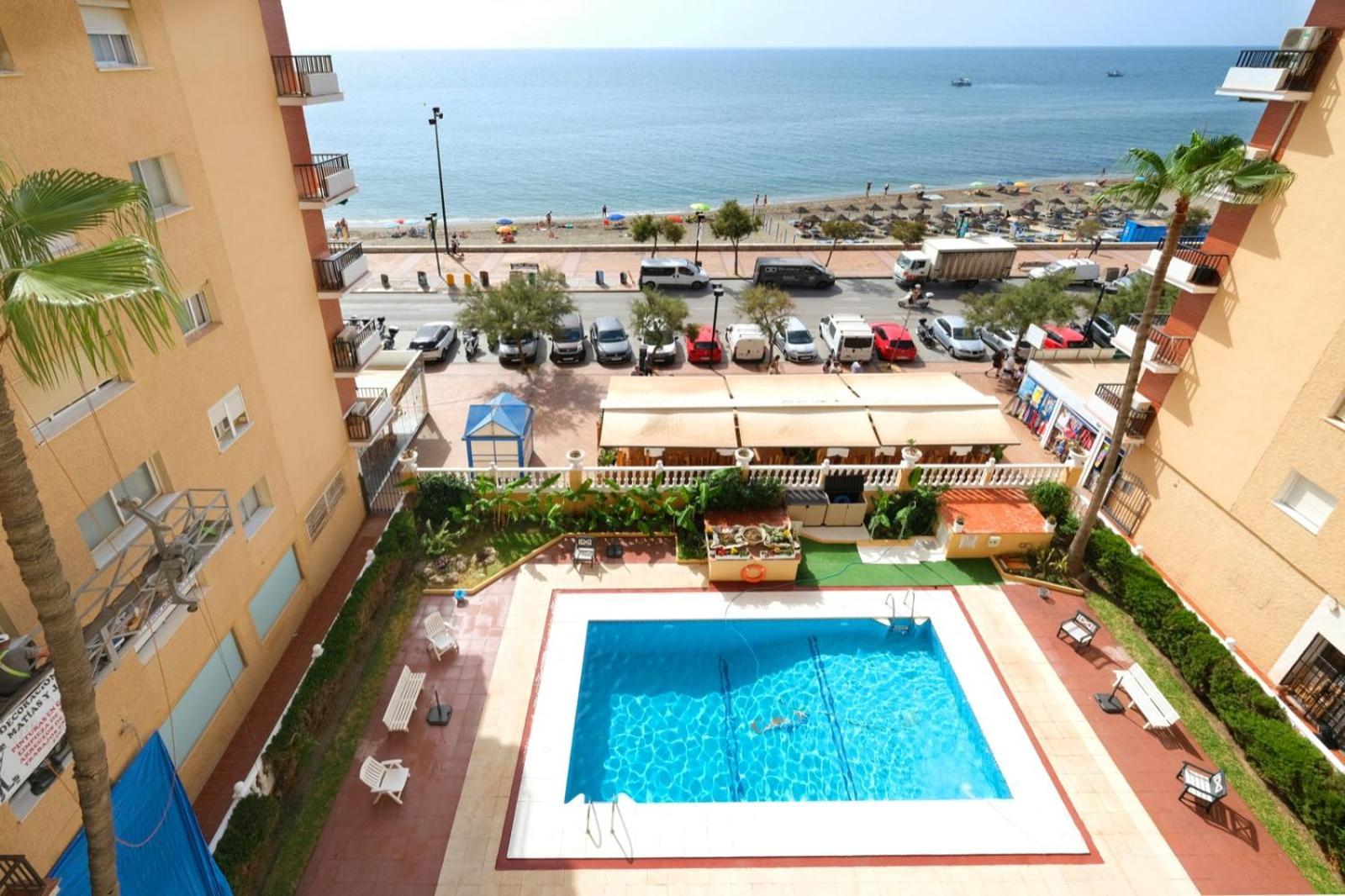 Apartamento Con Piscina En La Primera Linea De Playa De フエンヒロラ エクステリア 写真