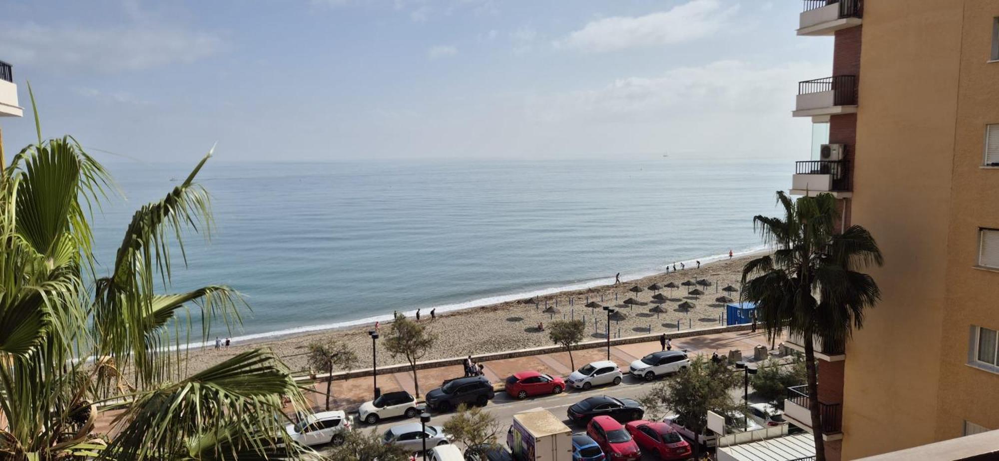 Apartamento Con Piscina En La Primera Linea De Playa De フエンヒロラ エクステリア 写真