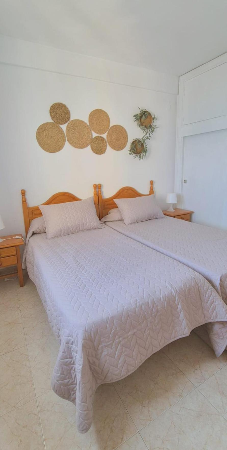 Apartamento Con Piscina En La Primera Linea De Playa De フエンヒロラ エクステリア 写真