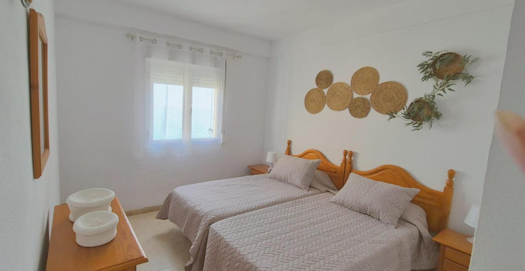 Apartamento Con Piscina En La Primera Linea De Playa De フエンヒロラ エクステリア 写真